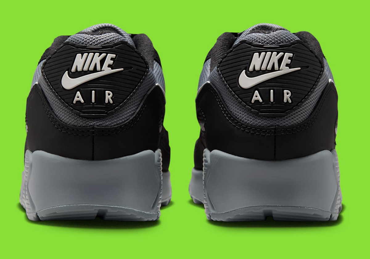 Nike Air Max 90 Anthracite Green Strike Black Im5989 010 8
