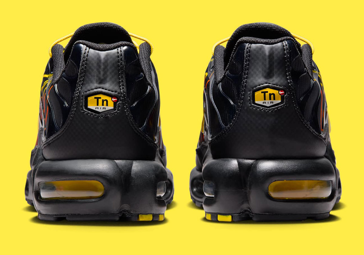 Nike Air Max Plus Black Safety Orange Lightning Ih4459 010 2