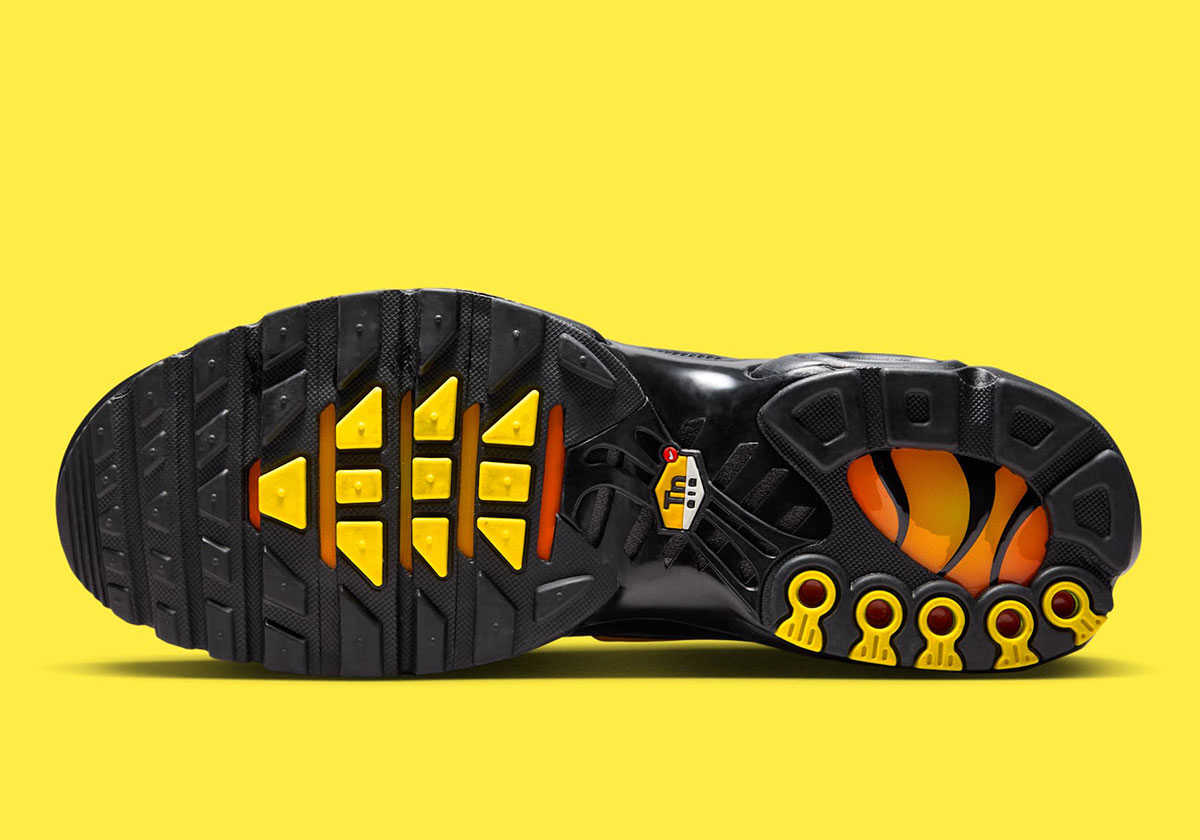 Nike Air Max Plus Black Safety Orange Lightning Ih4459 010 9
