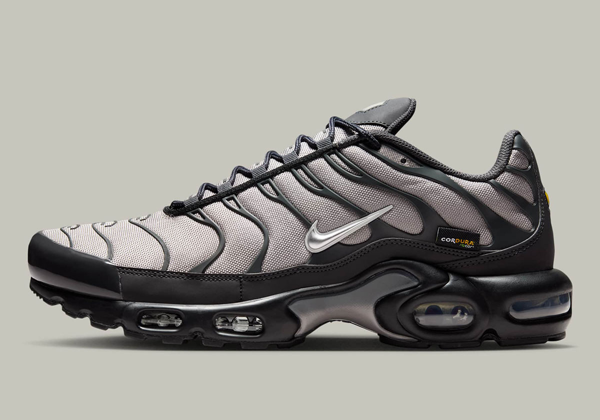Nike Air Max Plus Cordura Dark Smoke Grey College Grey Summit White Im5983 070 6