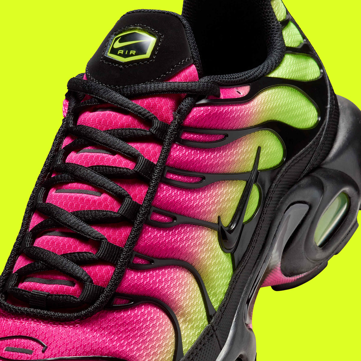 Nike Air Max Plus Hyper Pink Volt Black Dm0032 027 4