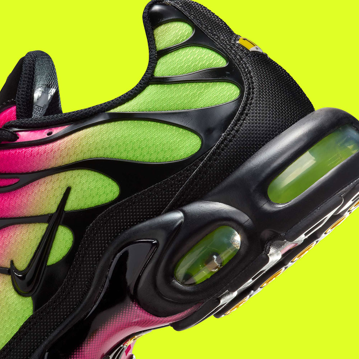 Nike Air Max Plus Hyper Pink Volt Black Dm0032 027 5