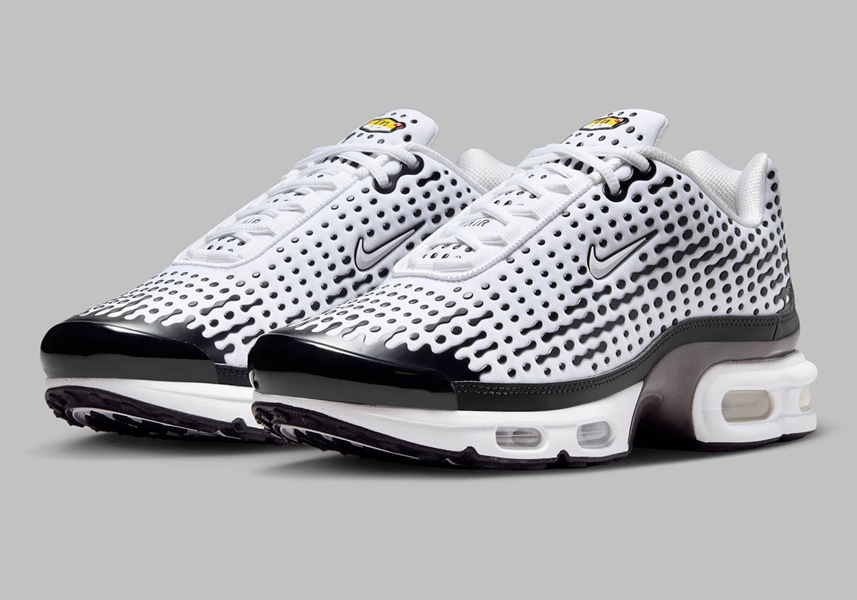 Nike Air Max Plus Vii White Black Smoke Grey Hq2197 100 1
