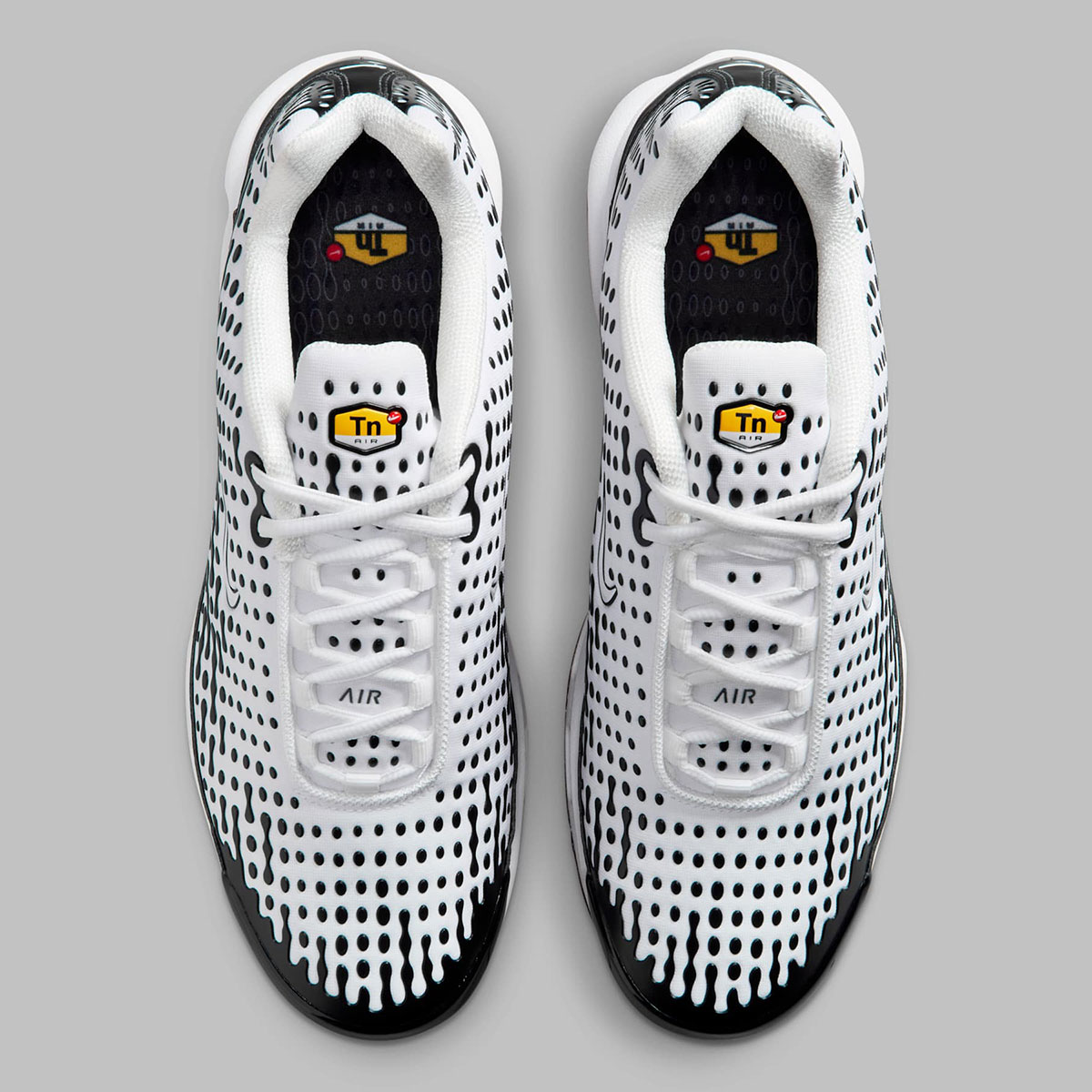 Nike Air Max Plus Vii White Black Smoke Grey Hq2197 100 2