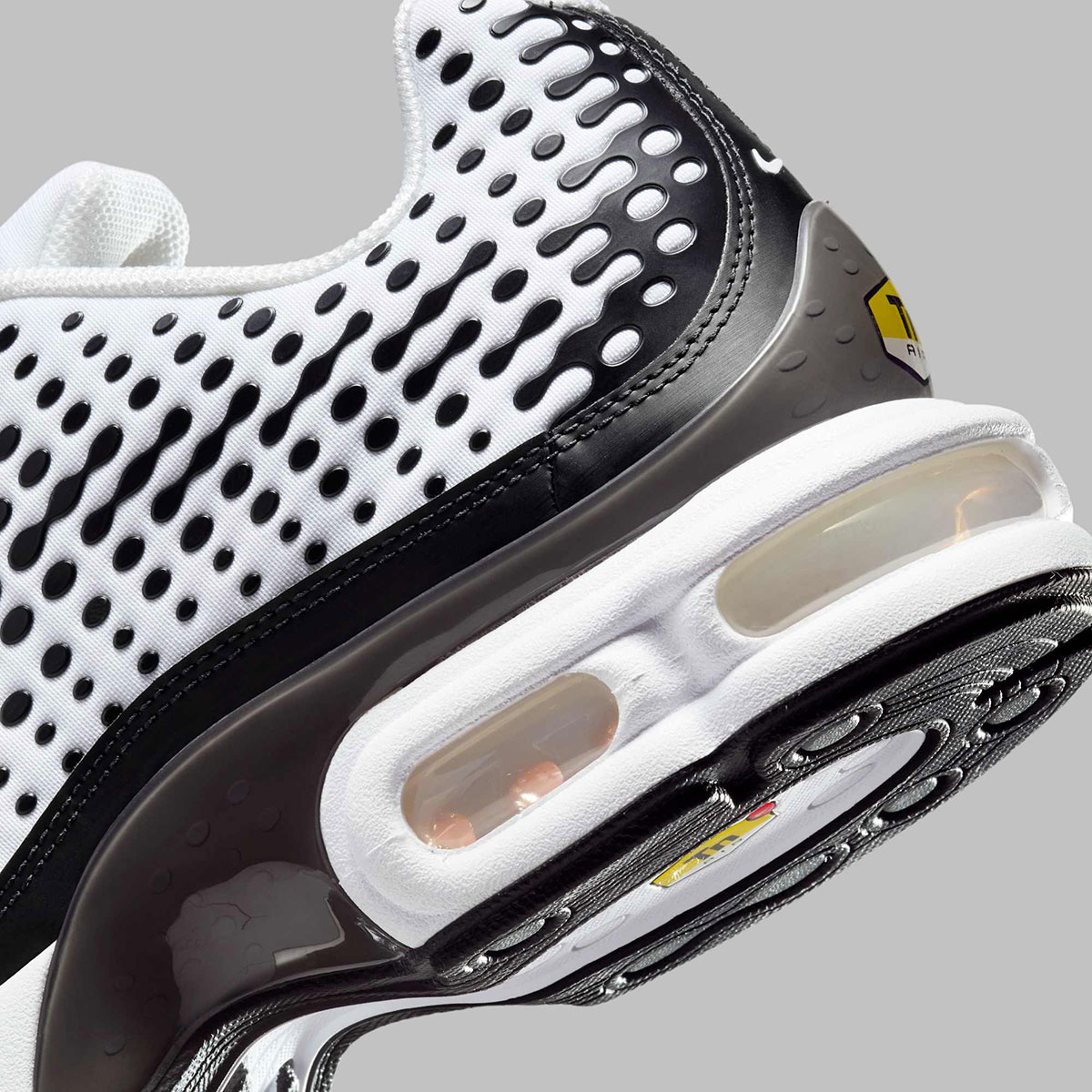 Nike Air Max Plus Vii White Black Smoke Grey Hq2197 100 5