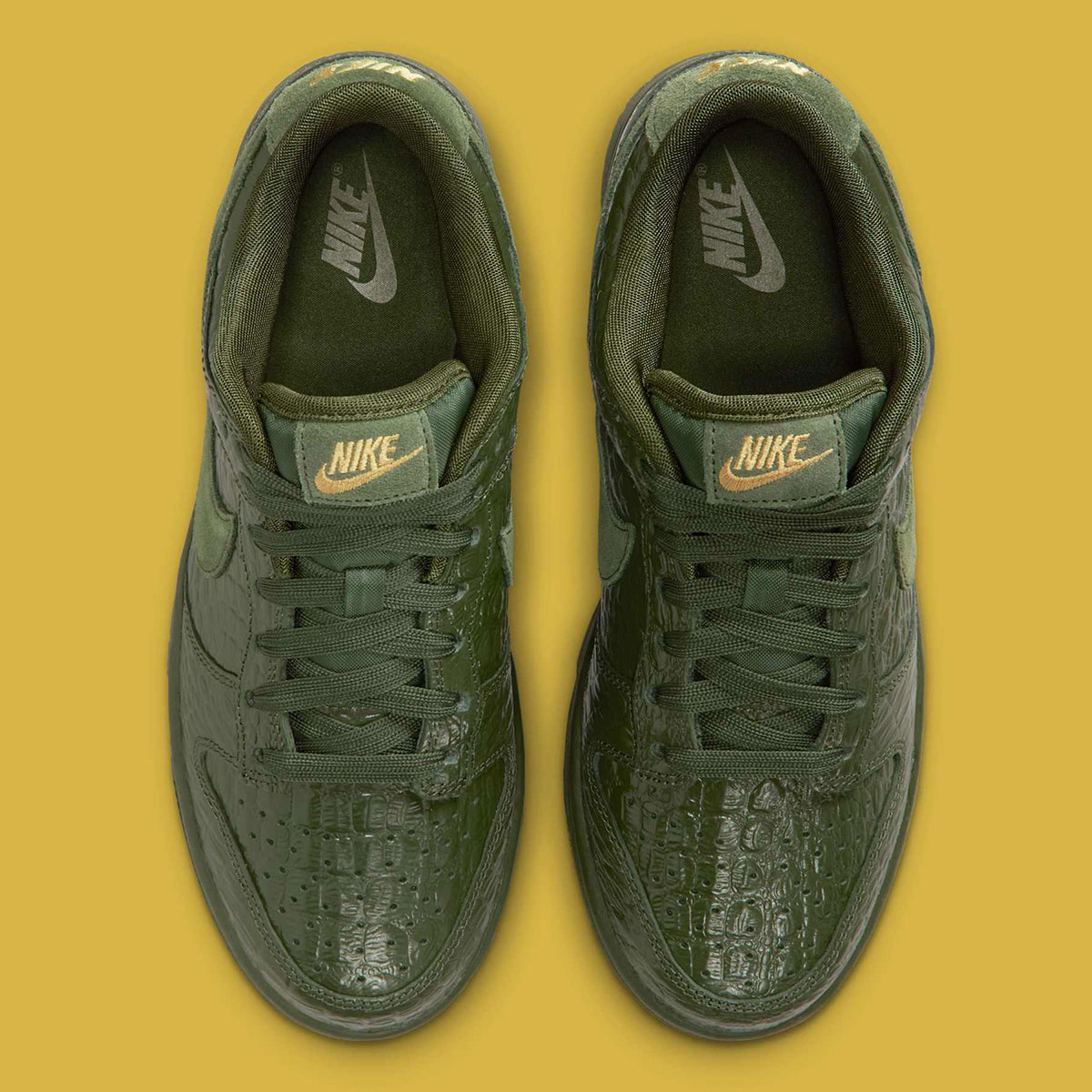 Nike Dunk Low Green Croc Skin Hv4388 300 4
