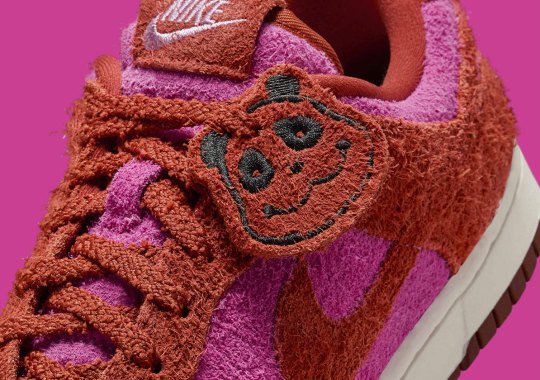 With The Nike Dunk Heading Towards A Major Milestone, Another “Panda” Style Appears