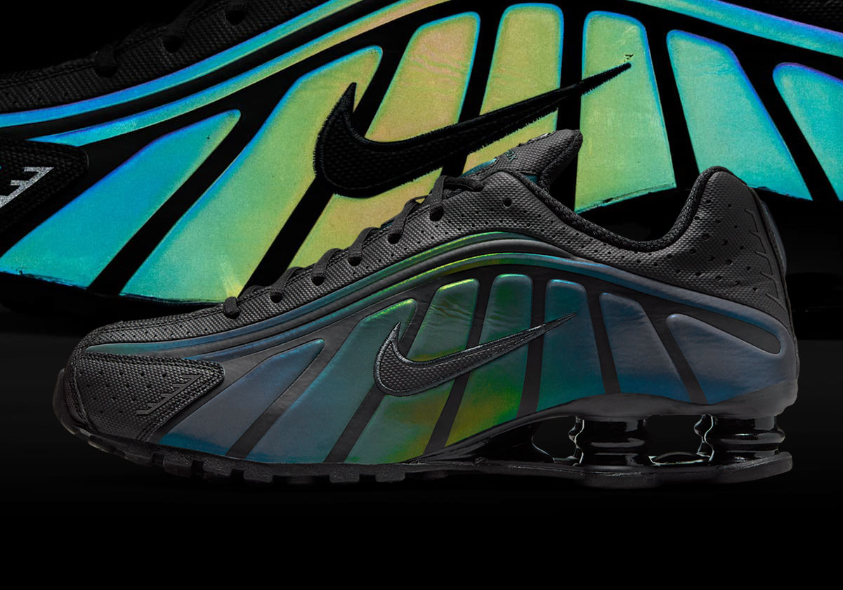 This Reflective Nike Shox R4 Echoes The Northern Lights
